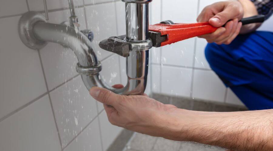 Expert burst pipe repair services in Morral, OH